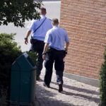 Vanvidskørsel i Randers: Mand forsøgte at stikke af både i bil og til fods