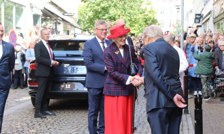 Se gæstelisten: De fik frokost med dronningen på Hotel Randers