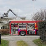 Nabo slår alarm: Skole i brand